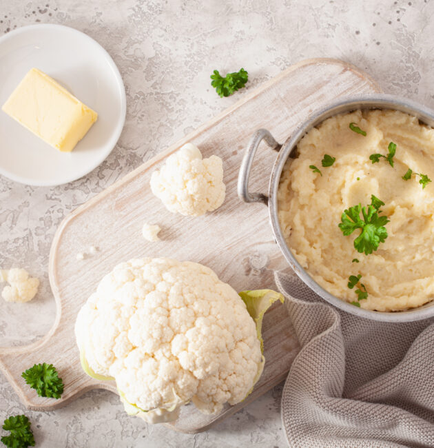 mashed cauliflower with butter. ketogenic paleo diet side dish