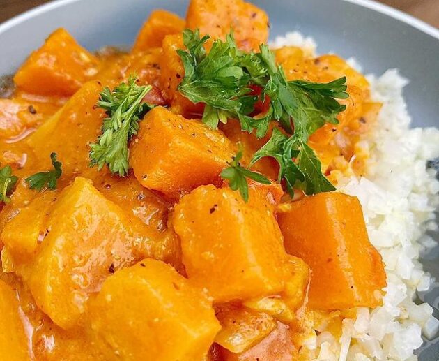 Butternut Squash Curry with Cauliflower Rice