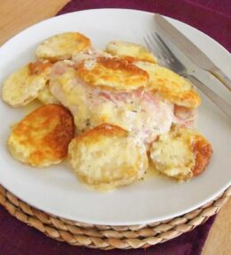 Creamy chicken and potato bake