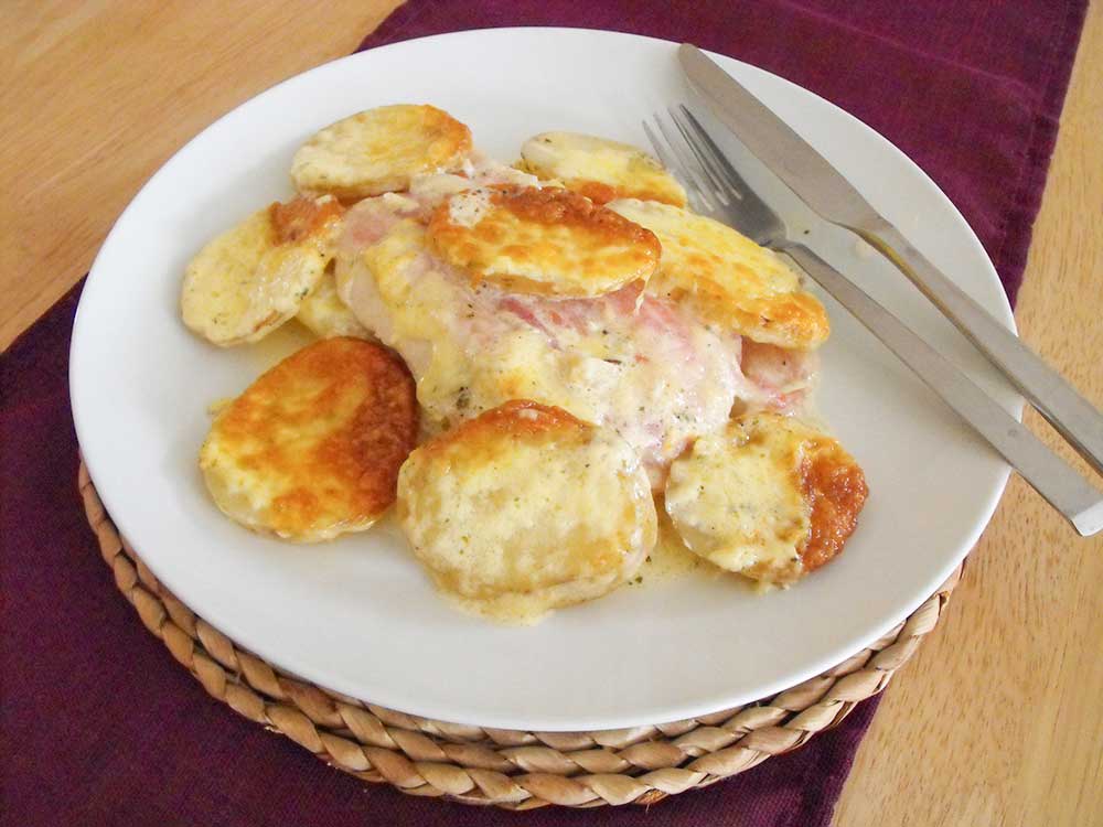 Creamy-chicken-and-potato-bake-recipe-irelandcooks