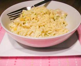 Creamy chicken, sweetcorn and leek pasta