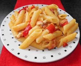 Grilled pepper and bacon pasta