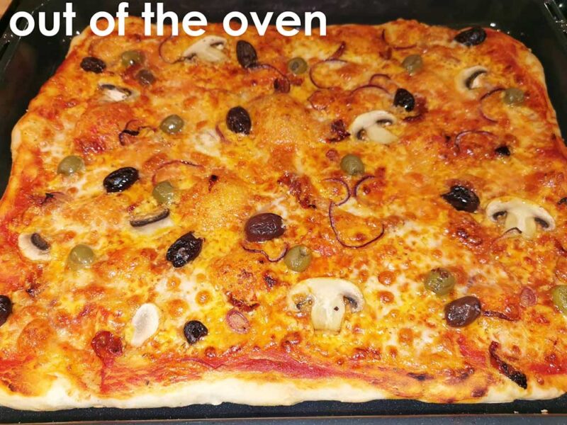 Mushroom-olive-pizza-recipe-irelandcooks-1.jpg