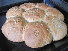 Sunflower-and-honey-loaf-recipe-irelandcooks