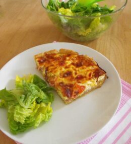 Tomato, bacon and chive quiche