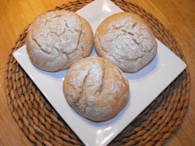 White-bread-rolls-recipe-irelandcooks