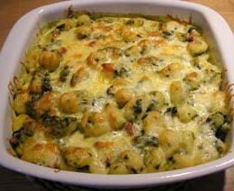 Gnocchi and spinach bake