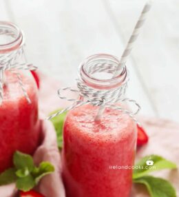 Strawberry, mango and pear smoothie