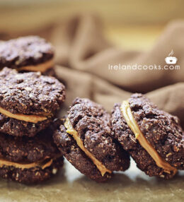 Biscoff Filled Chocolate Oat Cookies