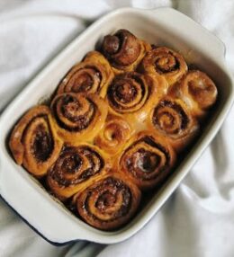 Vegan Cinnamon Rolls