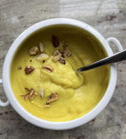 SWEET POTATO & CAULIFLOWER SOUP 🥣 [vegan,gf]