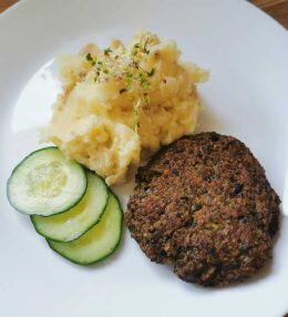 Mushroom and black bean burgers